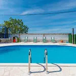 Holiday home 6 Bedroom Lovely In Ceranje Gornje *
