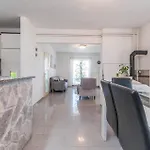 6 Bedroom Lovely In Ceranje Gornje Holiday home *